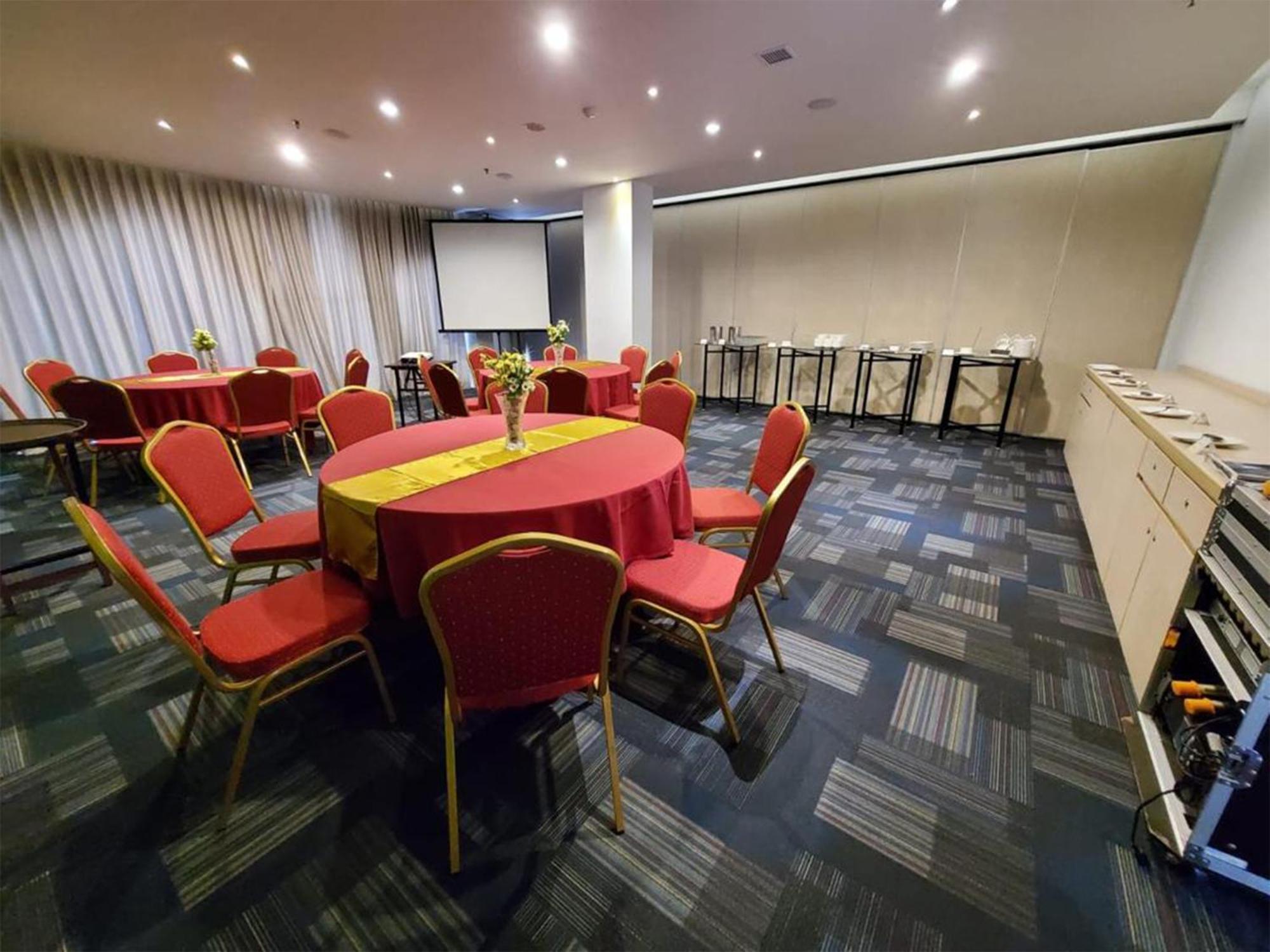 Hotel Zuri Express Mangga Dua Jakarta Exteriér fotografie